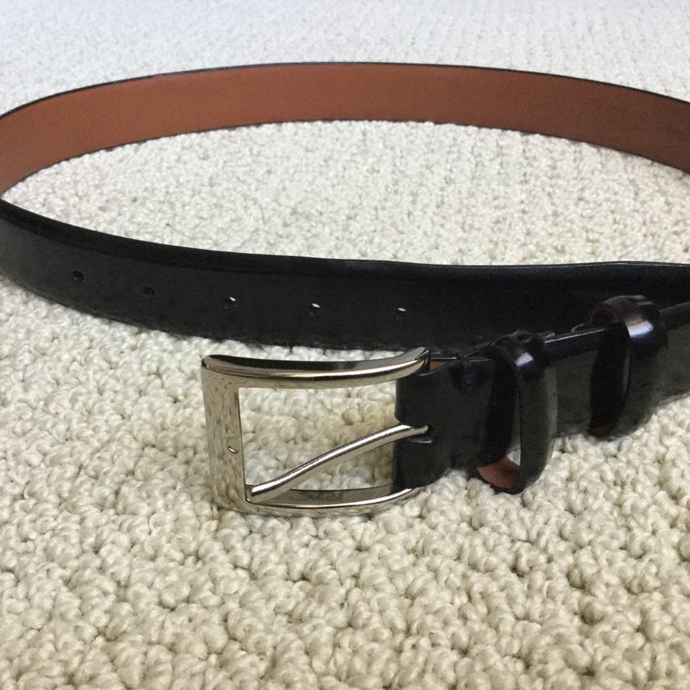 CROOKHORN polished leather dress belt